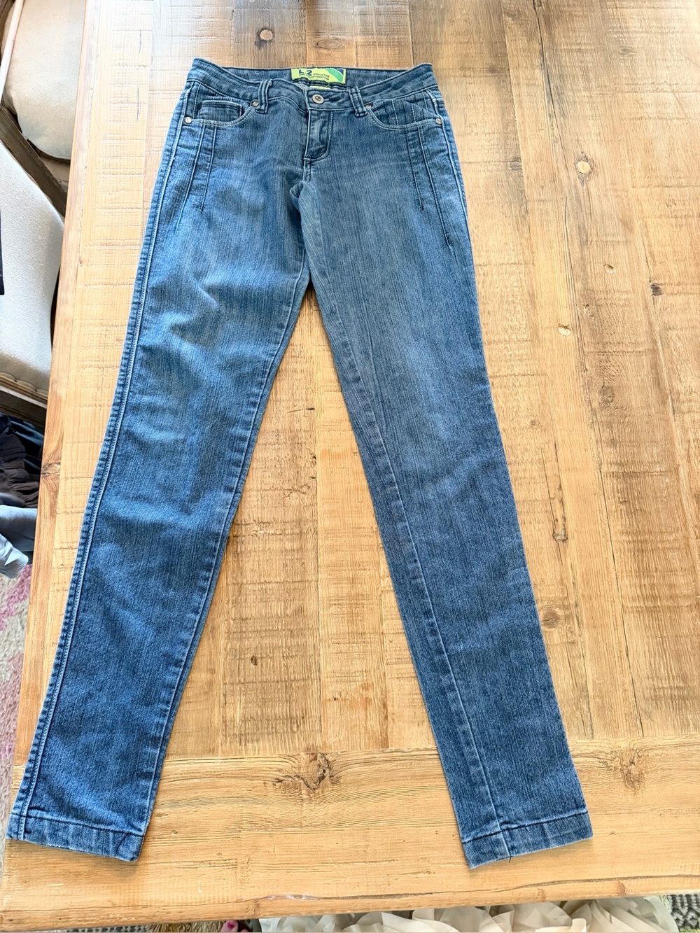 Vintage Y2K L*2 Jeanswear (Levi’s) Low Rise Straight Jeans. Sz-0 Seaming | 2000s